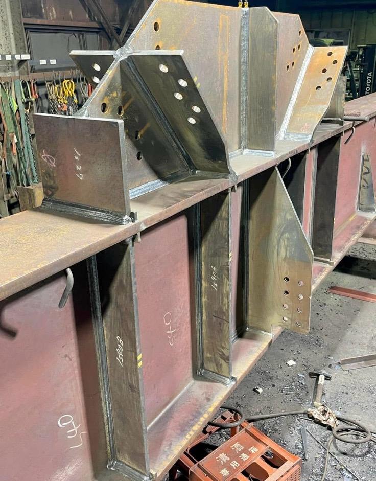 Detalhe de solda em viga